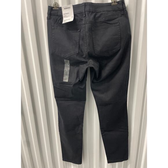 Sonoma MidRise Skinny Black  Everyday 
Jean Size 10 - Picture 4 of 5